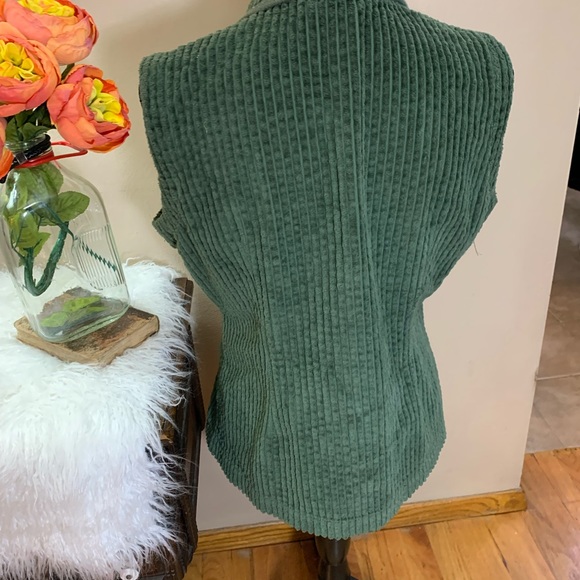 Woolrich Kinsdale Corduroy Vest Womens Medium Green Zipper Pockets Mock Neck - Picture 5 of 6
